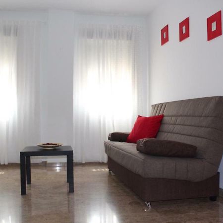 Amazing And Clean Studio Very Close To City Center Malaga Bagian luar foto