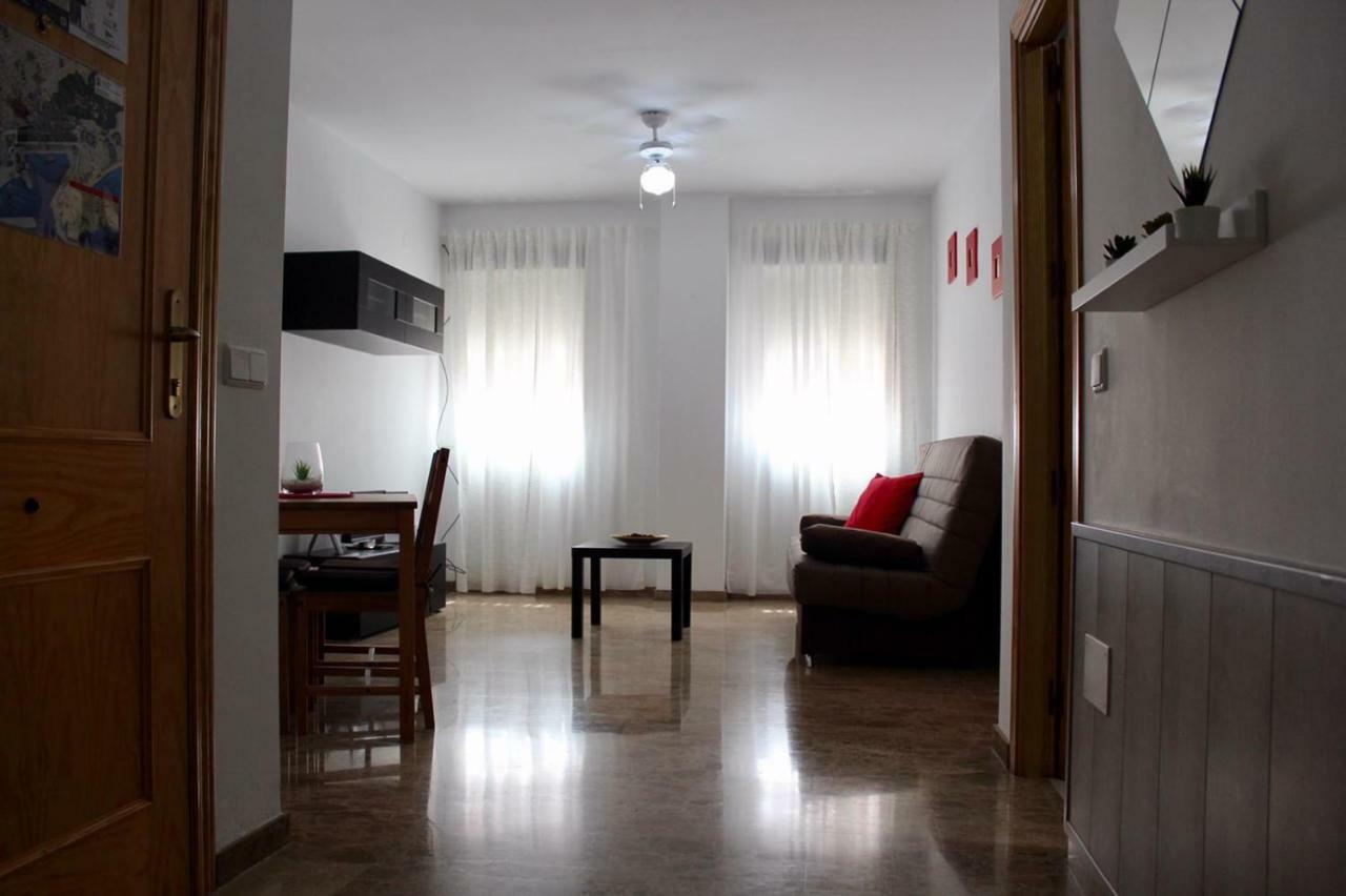 Amazing And Clean Studio Very Close To City Center Malaga Bagian luar foto