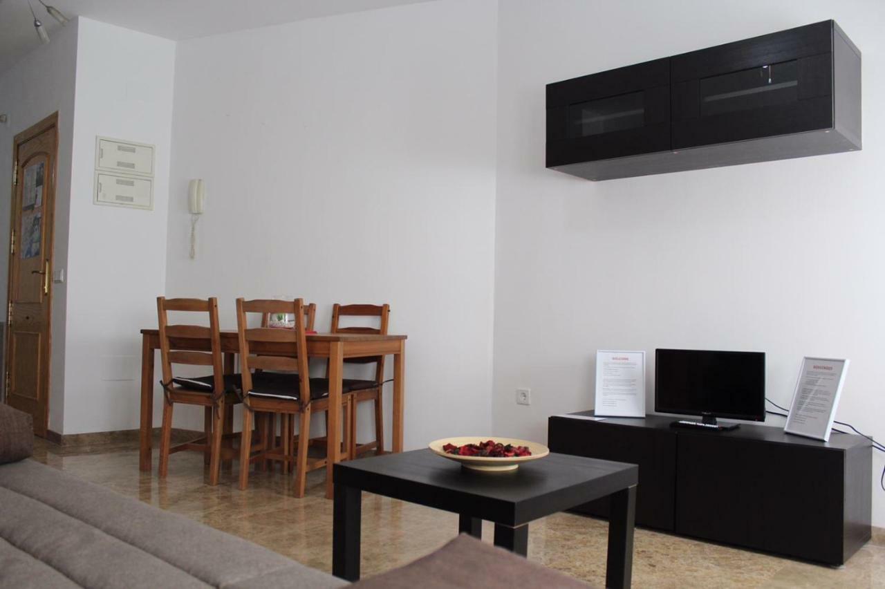 Amazing And Clean Studio Very Close To City Center Malaga Bagian luar foto