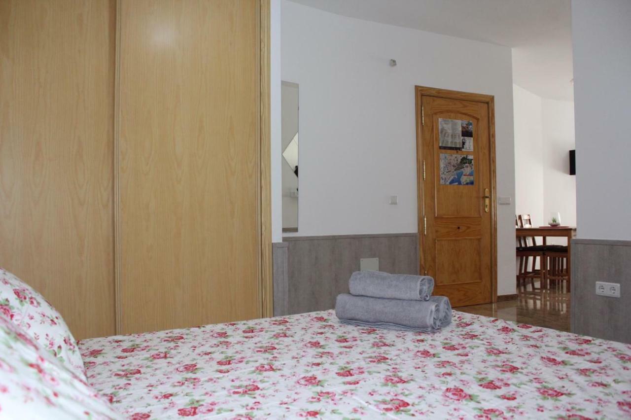 Amazing And Clean Studio Very Close To City Center Malaga Bagian luar foto