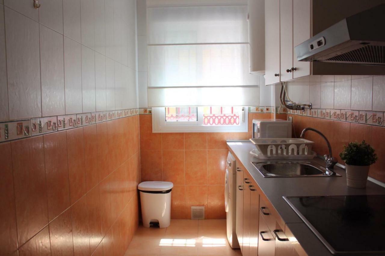 Amazing And Clean Studio Very Close To City Center Malaga Bagian luar foto